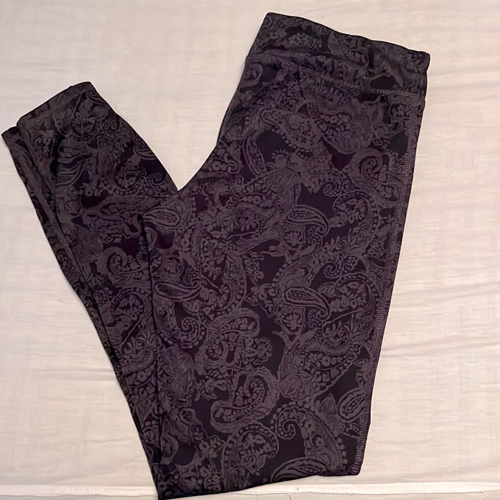 Beautiful Paisley Champion yoga pants!
